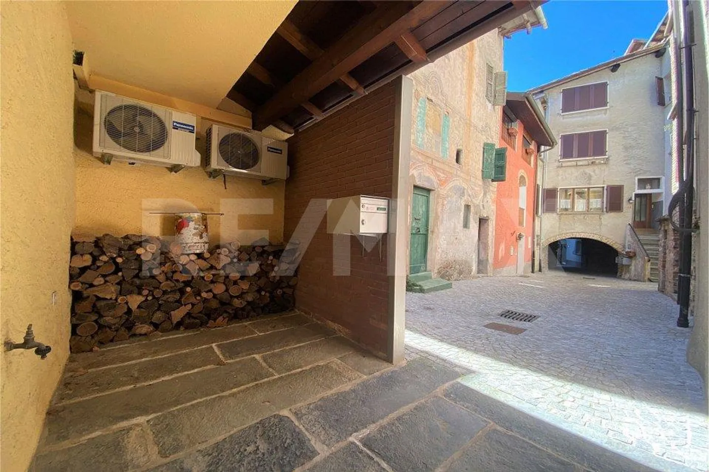 Spaziosa casa con cantina vini a due passi dal lago - Foto 11 di 13