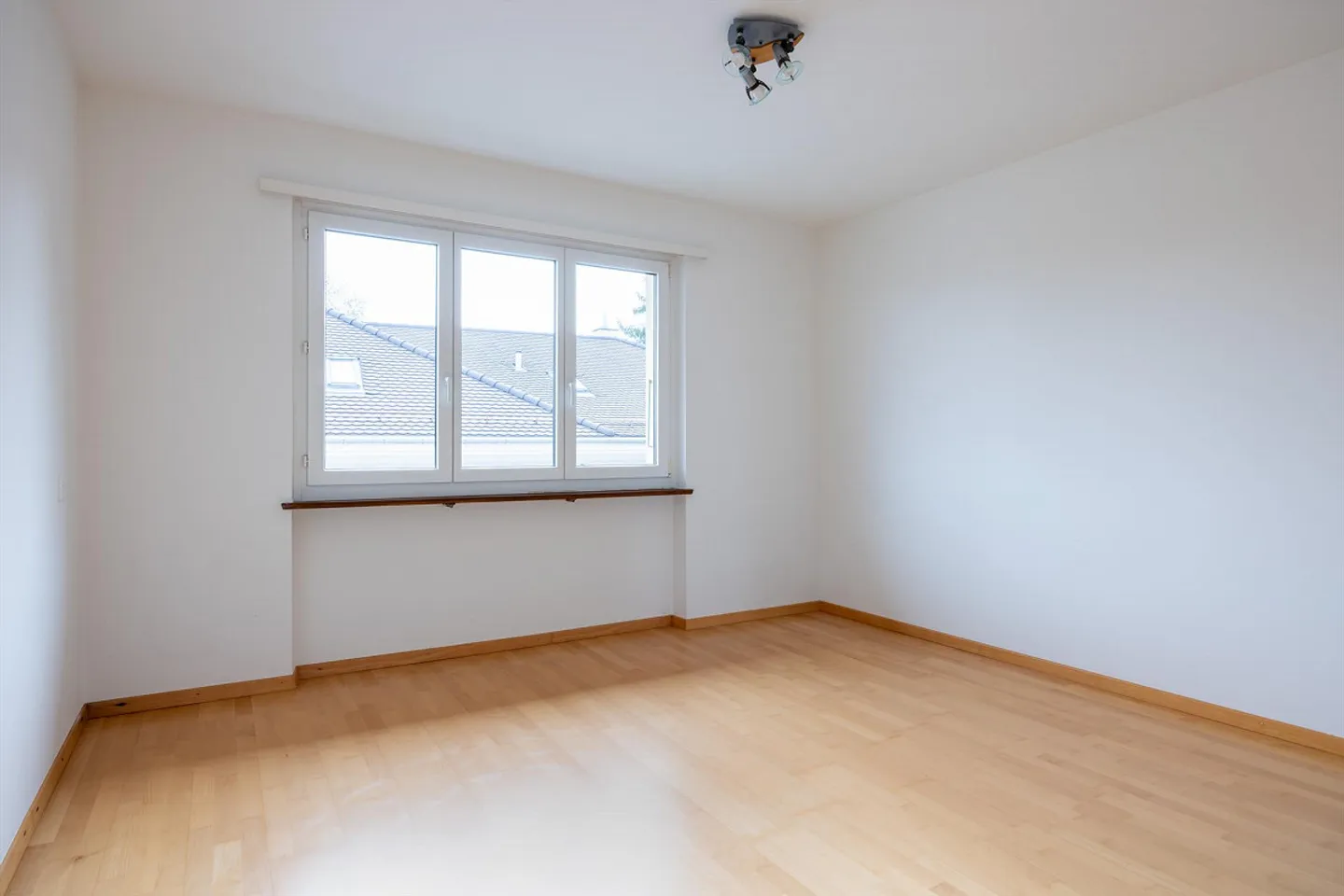 Well-maintained 4-room apartment - Photo 7 of 12
