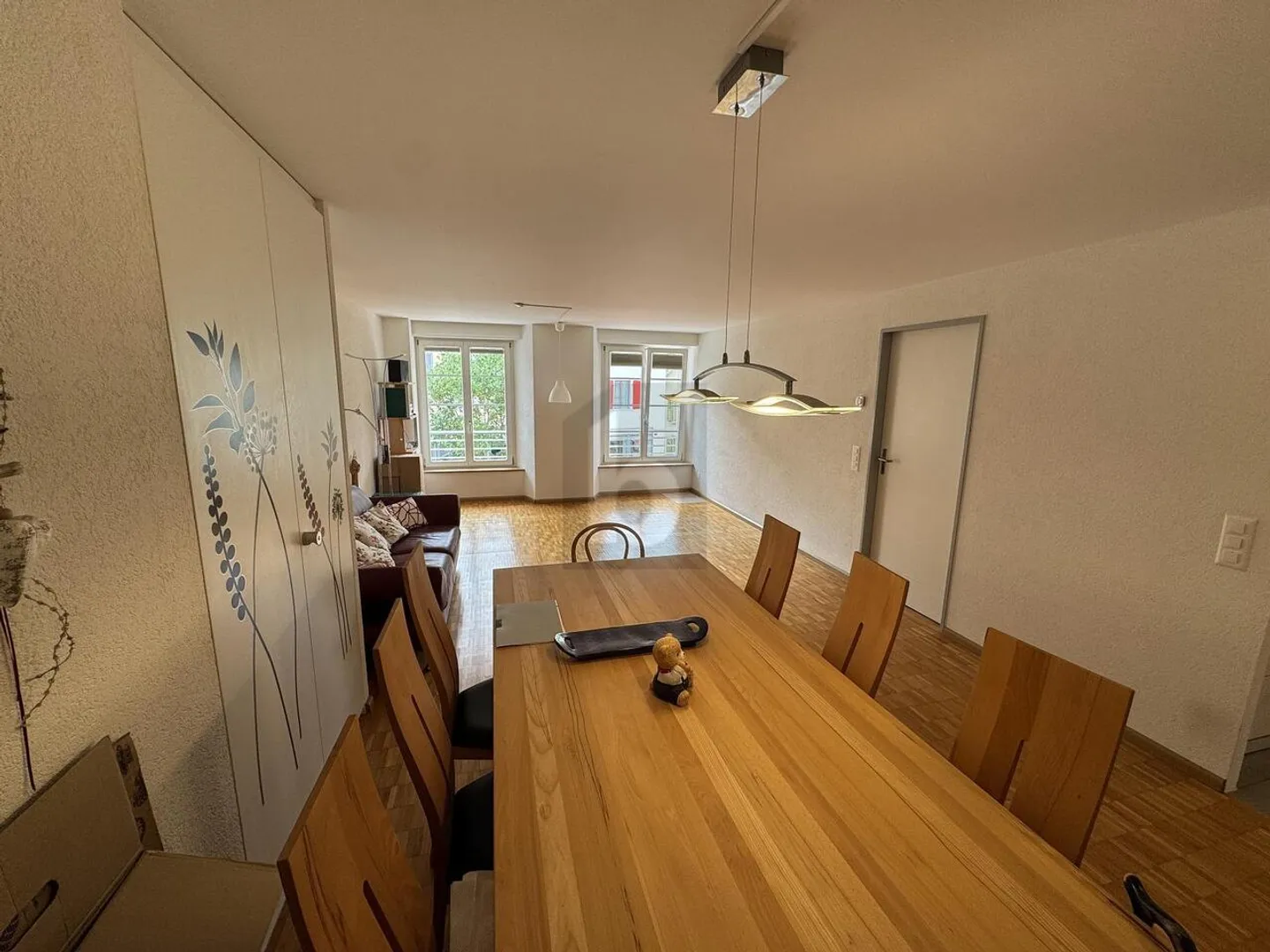 Affascinante con Comfort Moderno - Foto 2 di 5