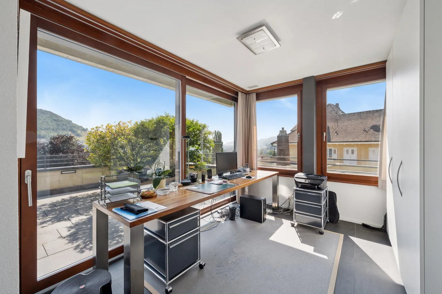 Above the Rooftops: Penthouse with a View - Photo 12 of 17