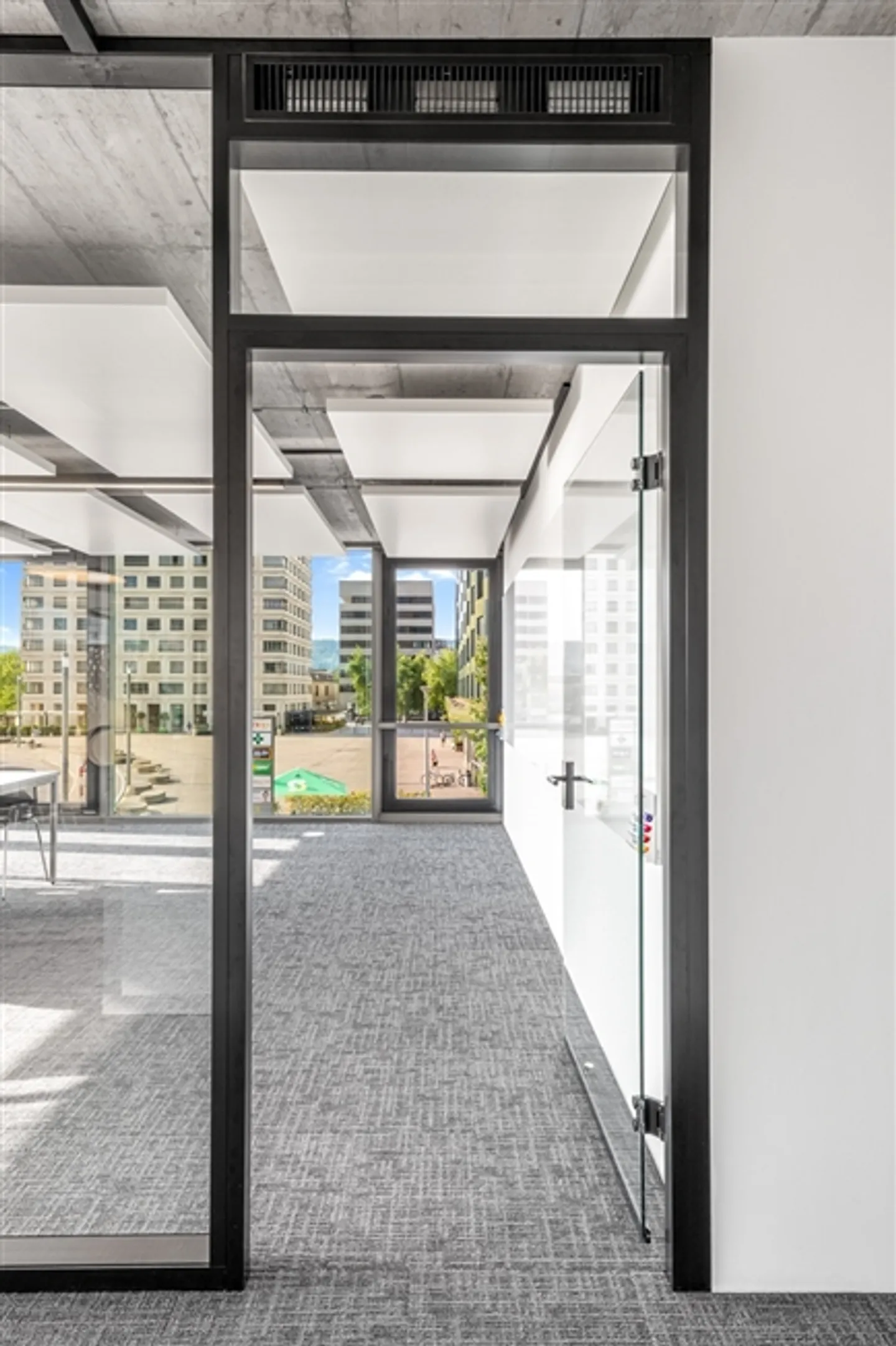 Flexible Büroräumlichkeiten in Schlieren - Foto 1 von 13