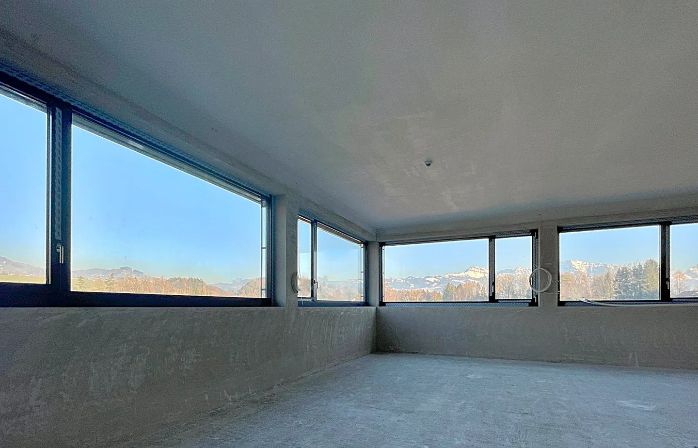 Immeuble neuf exclusif avec options uniques pour votre entreprise dans une zone commerciale florissante - Photo 13 sur 14