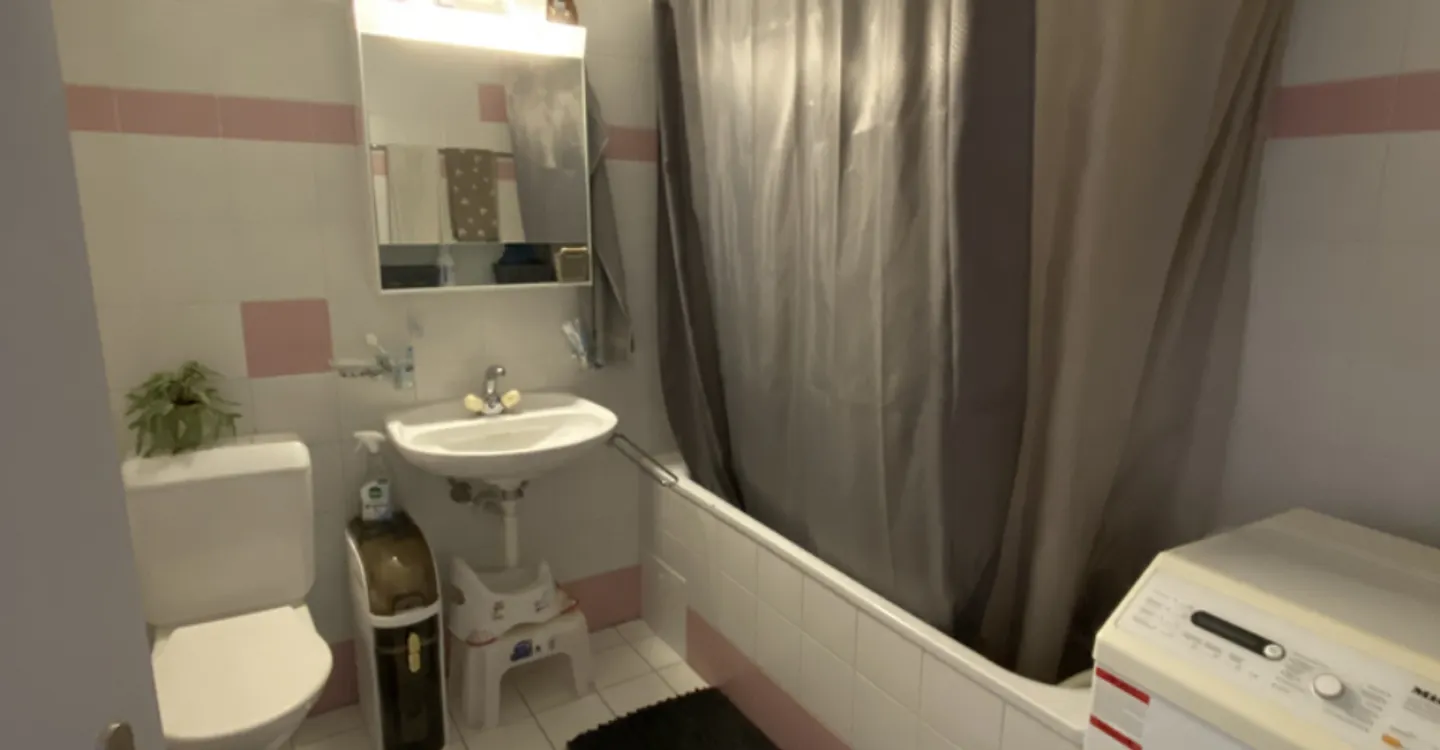 Joli appartement de 3 pièces et demi avec balcon - Foto 4 di 4
