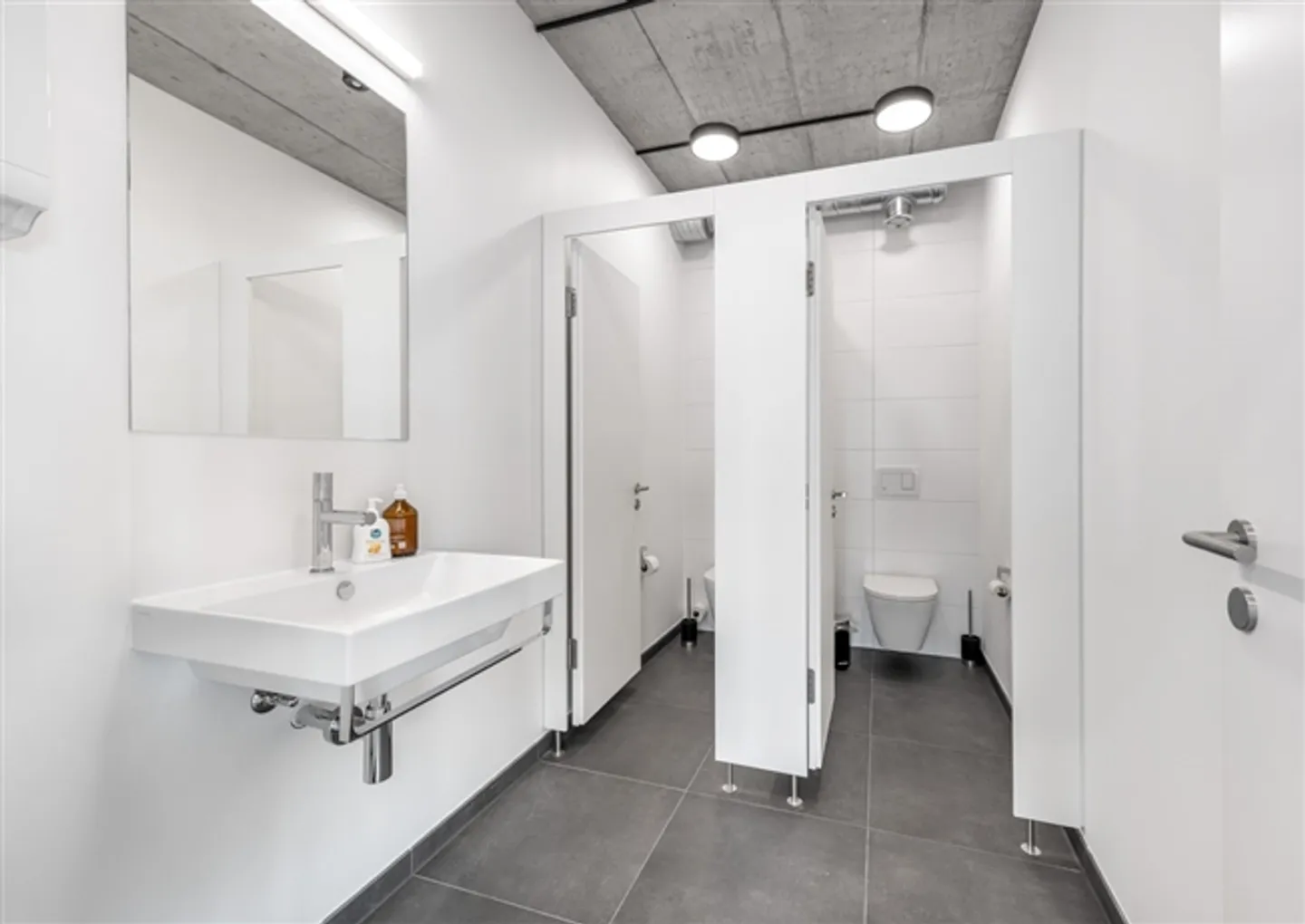 Flexible Büroräumlichkeiten in Schlieren - Foto 4 von 13