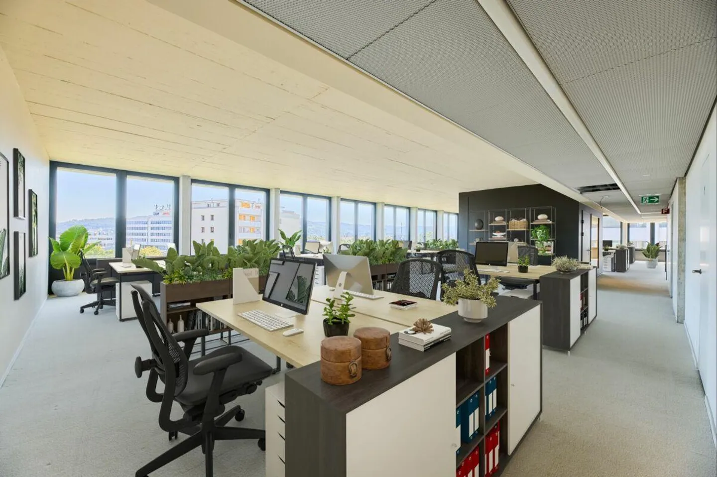 Erstklassiges Büro mit Balkon - Foto 7 von 17
