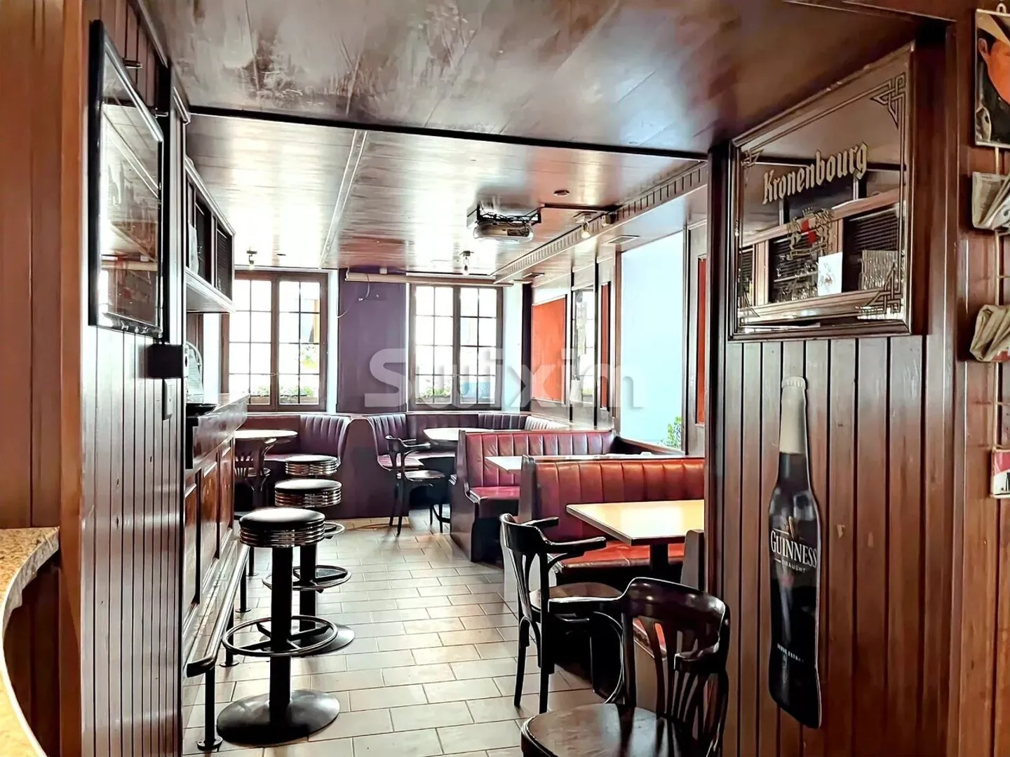 Unique Opportunity in Moudon - Historic Restaurant-Bar CHF 90,000 - Photo 3 of 4