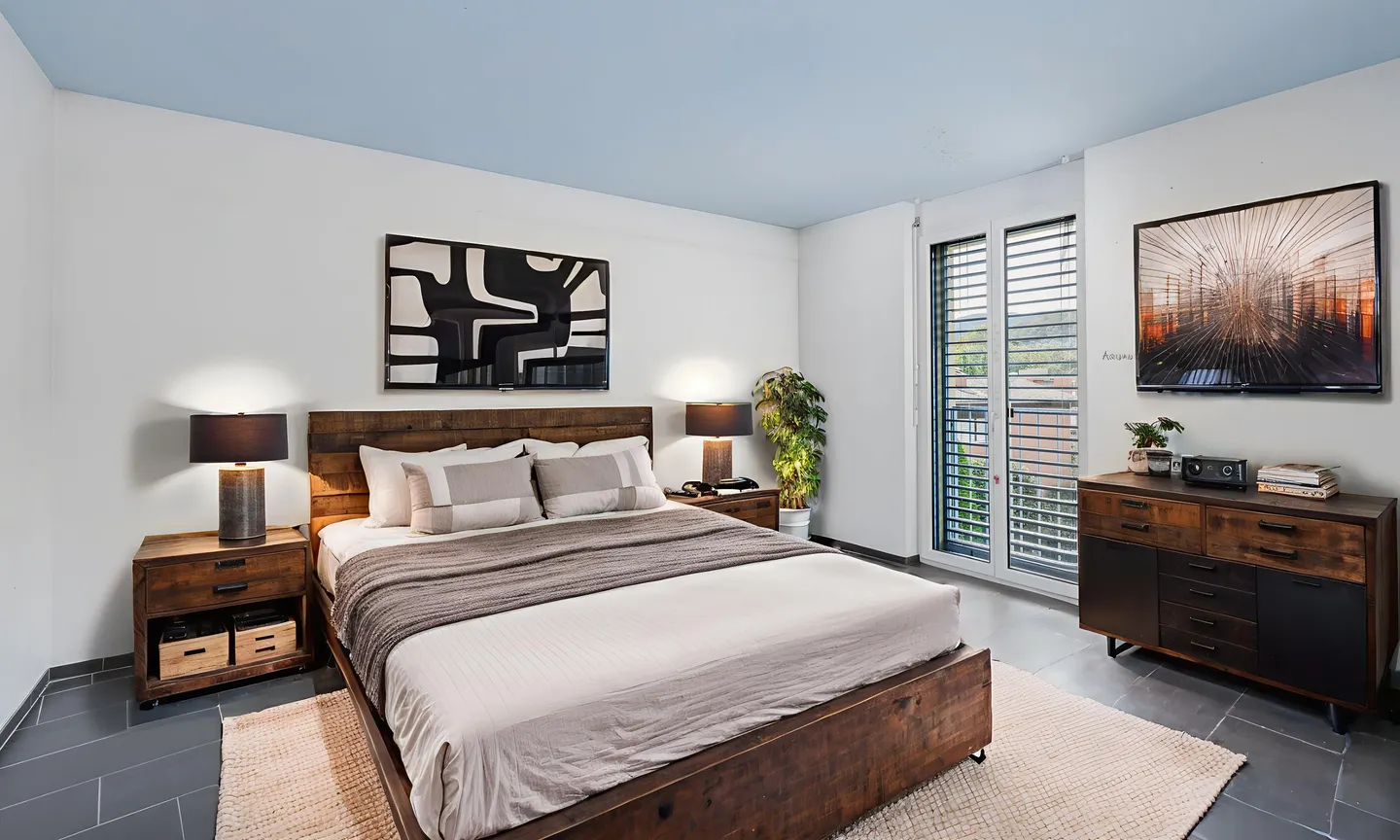 STUNNING AND SPACIOUS 6.5 ROOM VILLA IN THE GREEN AT PONTE CAPRIASCA - Photo 5 of 8
