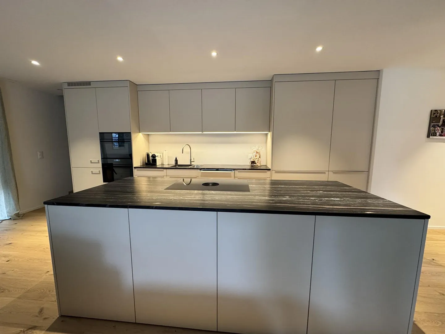 Moderne Garten-Maisonette in Chur - Foto 3 von 8