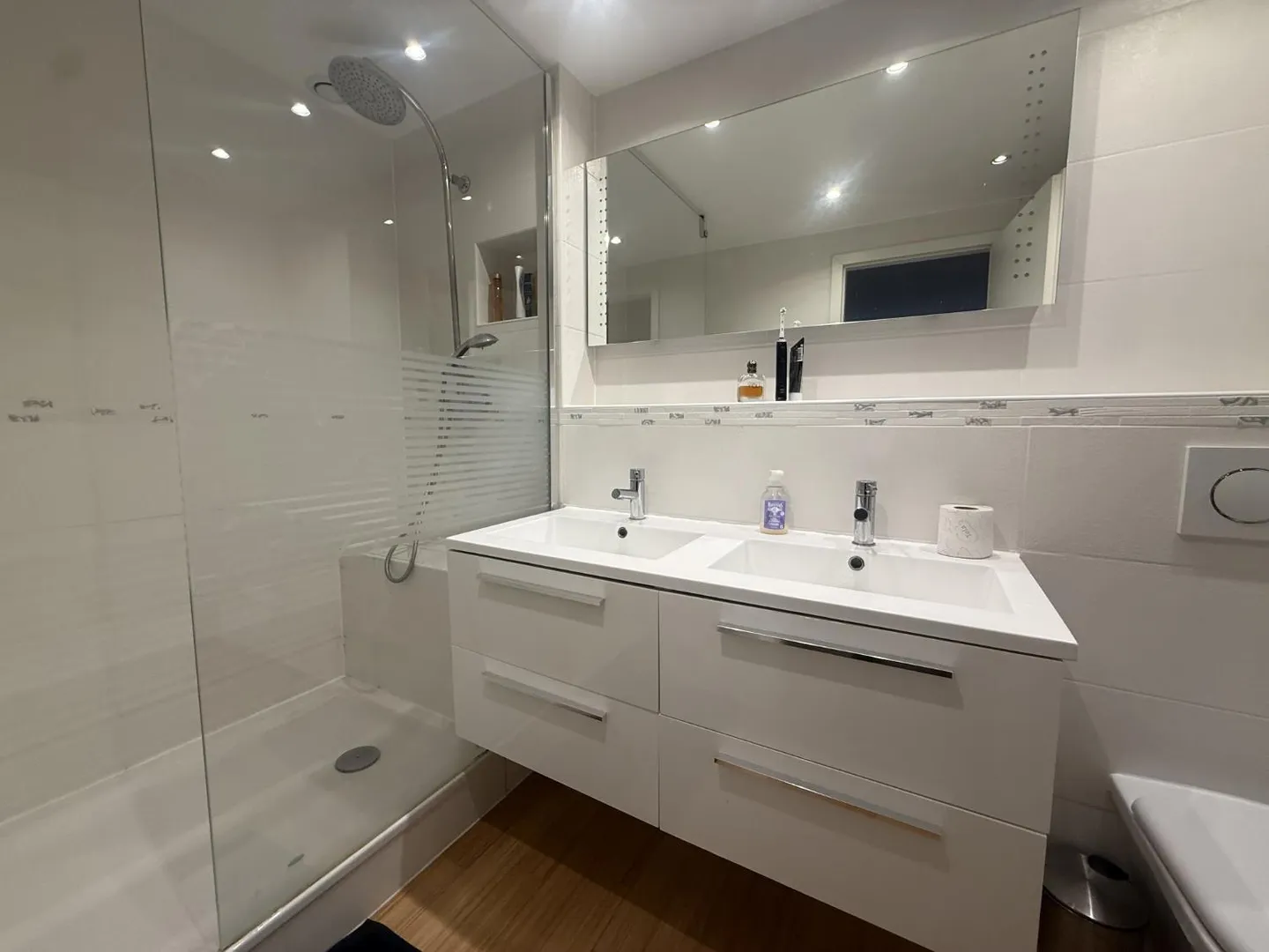 Magnifico appartamento di 4,5 locali a Eaux Vives - Foto 7 di 7