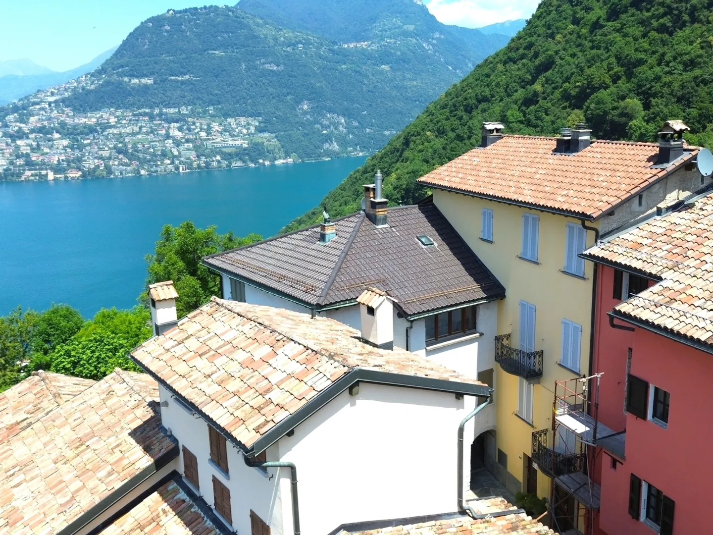 «Incantevole casa nel Nucleo di Lugano-Pugerna» - Foto 2 di 11