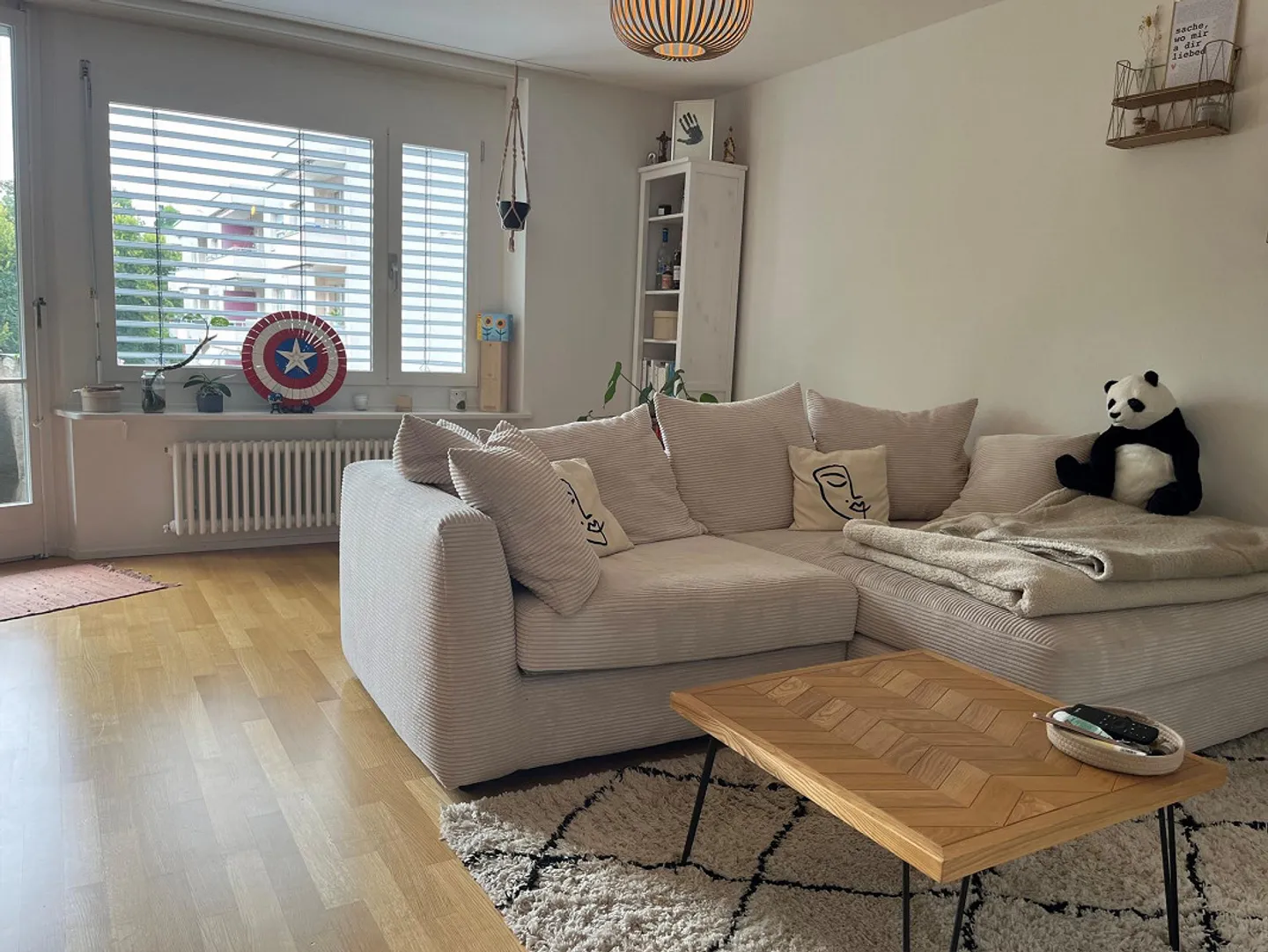 Ampio appartamento moderno in posizione centrale, K3 limitato - Foto 3 di 6