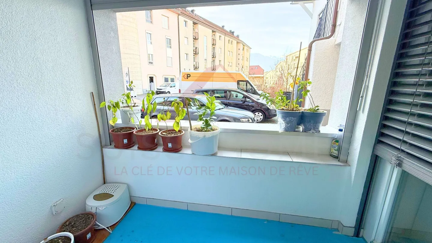 Bellissimo appartamento di 2,5 stanze con rendimento interessante nel cuore di Aigle - Foto 5 di 9