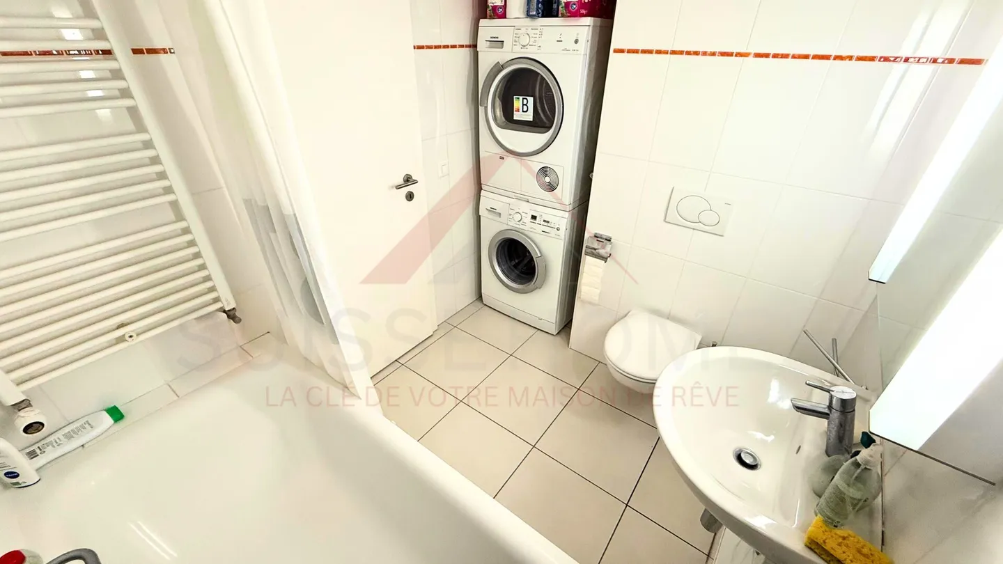 Bellissimo appartamento di 2,5 stanze con rendimento interessante nel cuore di Aigle - Foto 9 di 9