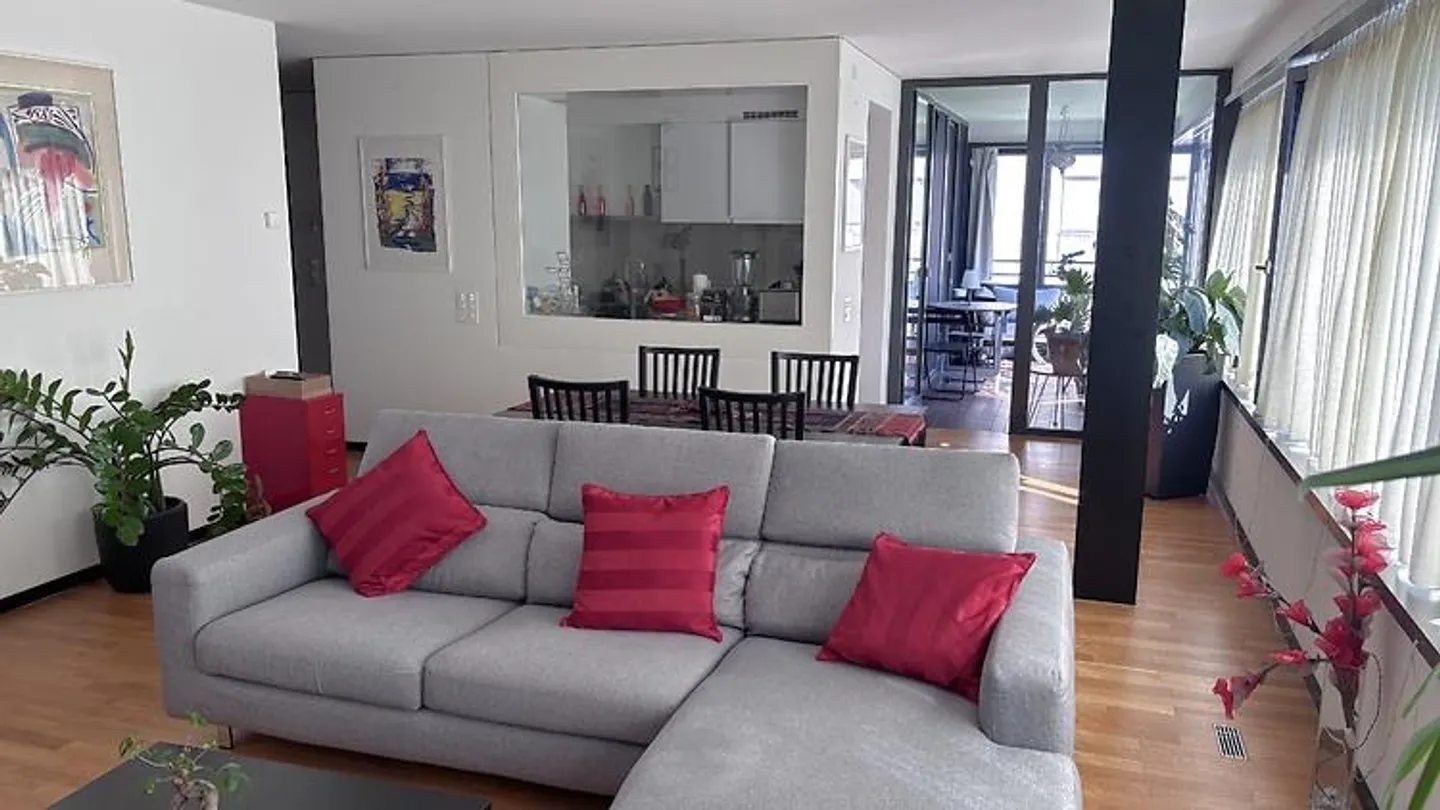 2½ ROOM APARTMENT IN ZURICH - DISTRICT 9 ALBISRIEDEN, FURNISHED, TEMPORARY - Photo 3 of 10