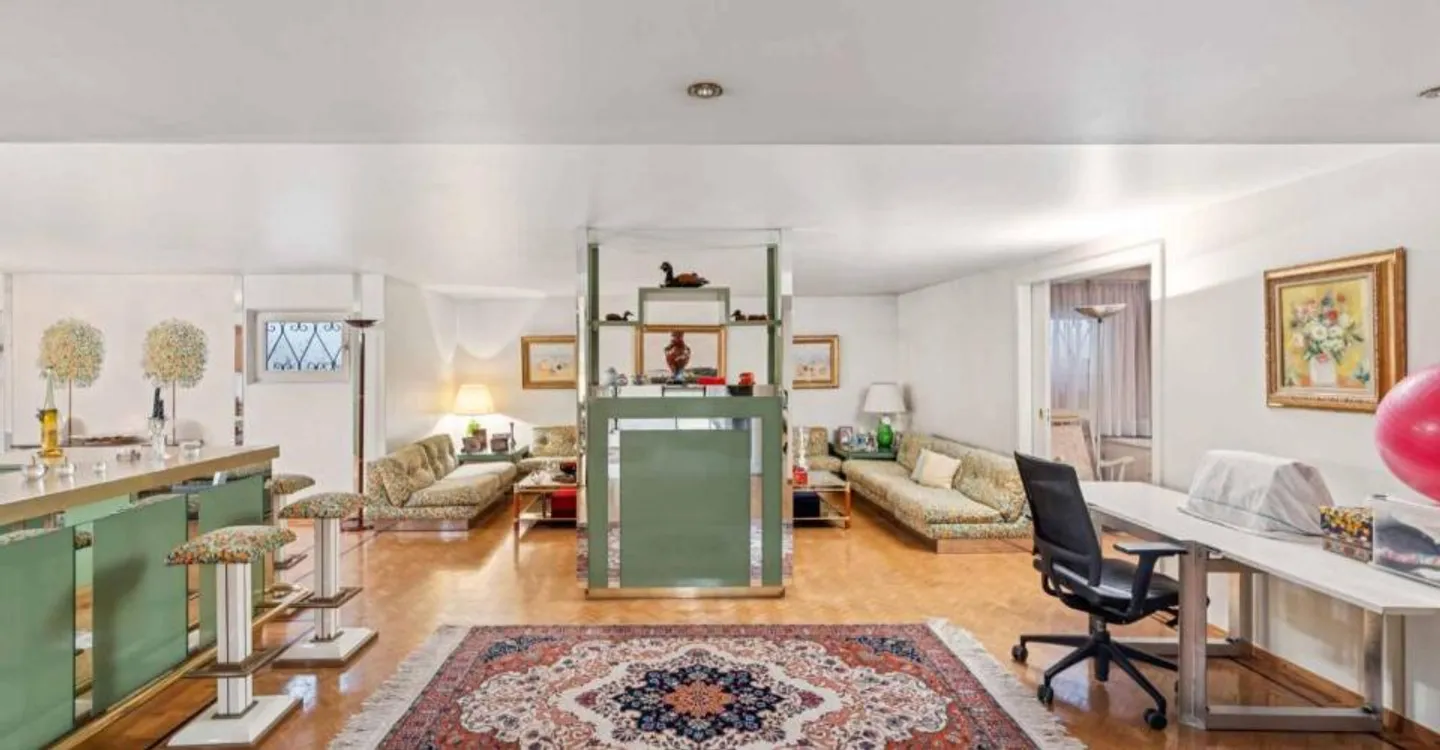 Prestigious property in a quiet area, just steps from the city center - Photo 5 of 10