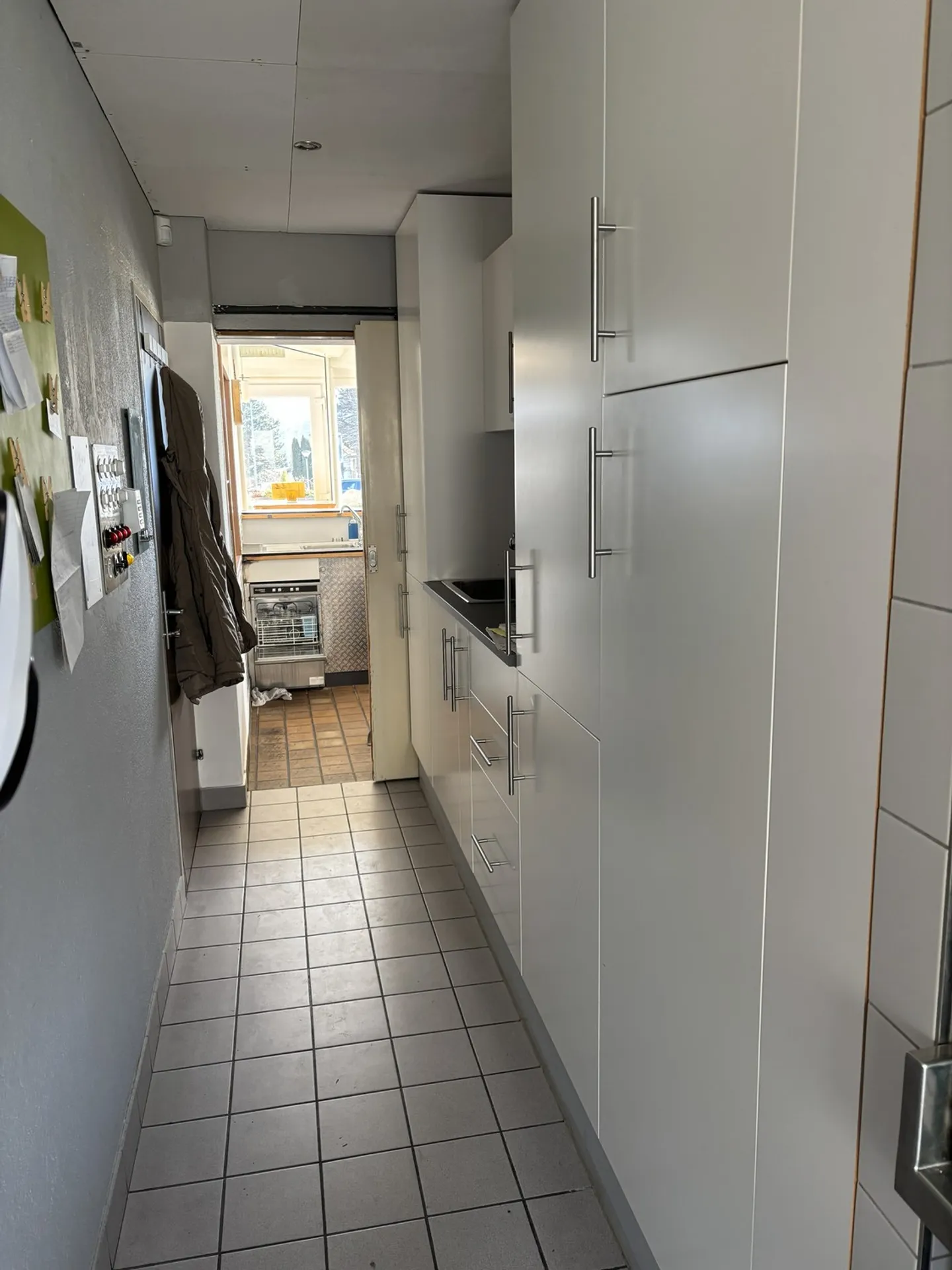 Restaurant in prime location in Wünnewil - Photo 9 of 13