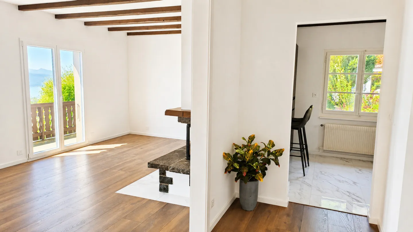 Charming Chalet with Stunning Views - Photo 12 of 18