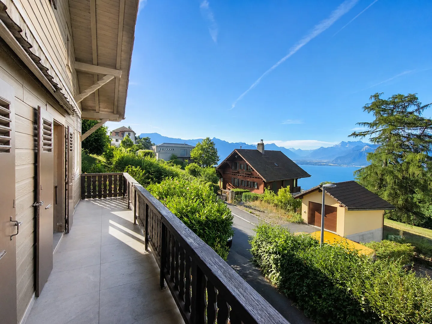 Charming Chalet with Stunning Views - Photo 15 of 18