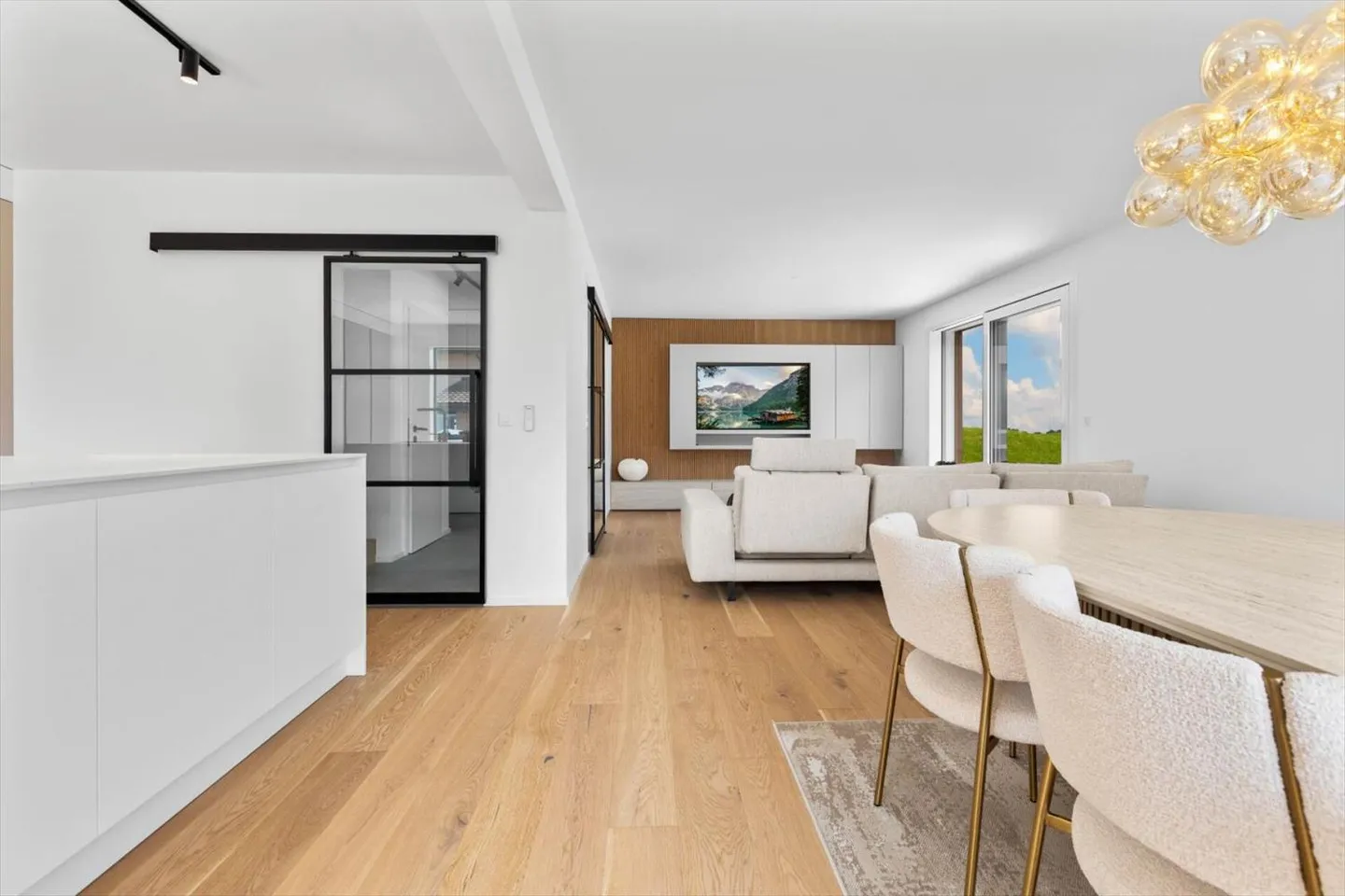 Villa 5,5 Zimmer - Foto 4 von 12