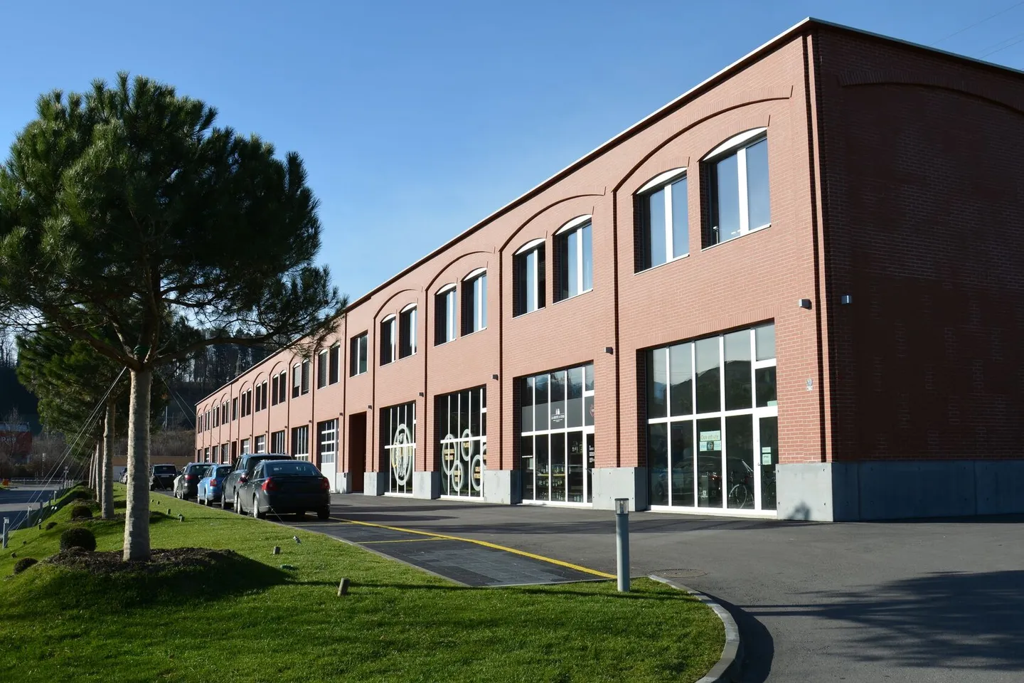 Office space for rent - Photo 3 of 4