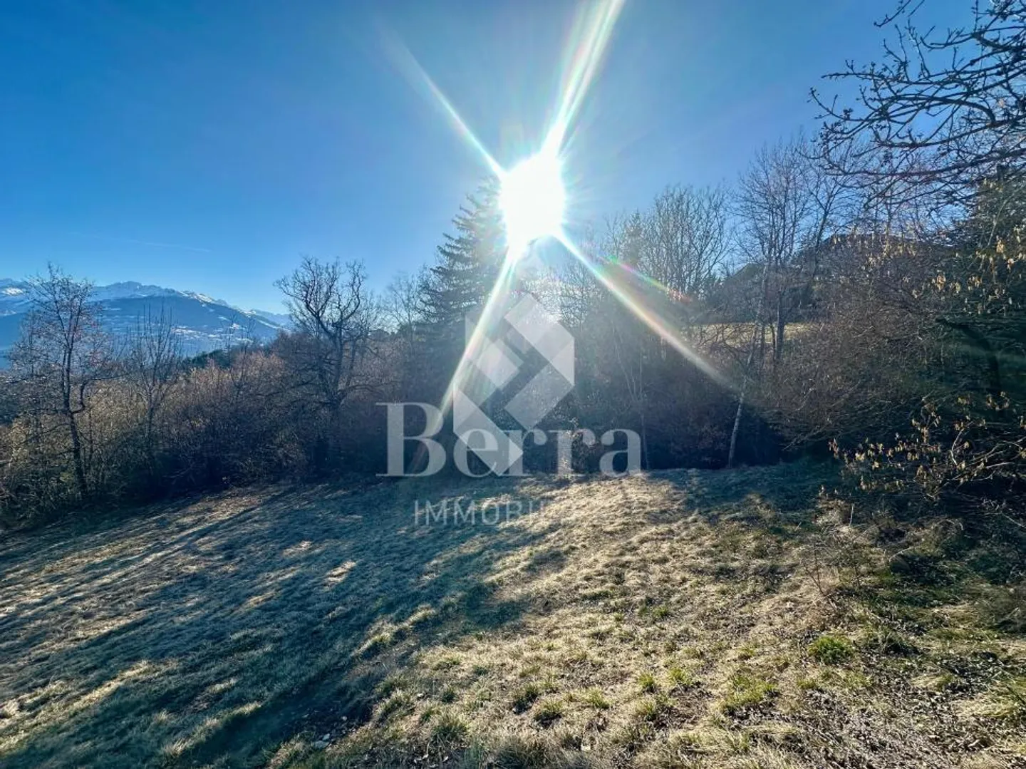 The Platforms of St-Romain: Ground Floor, Superb View - Photo 6 of 13