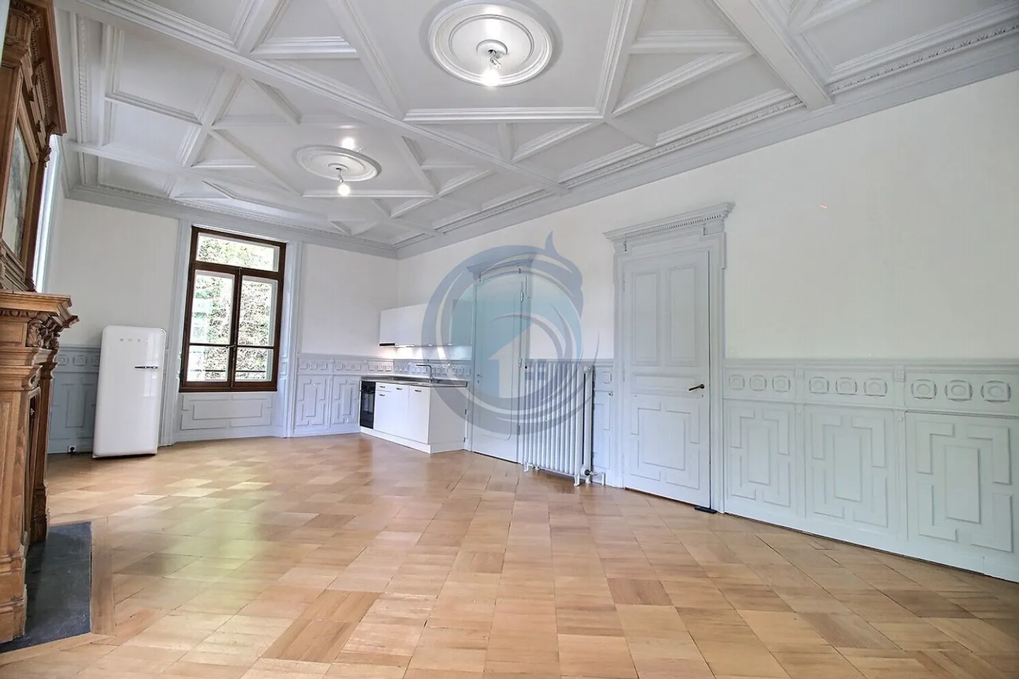 LOT N4: MAGNIFICENT 2.5-ROOM APARTMENT - Photo 2 of 12