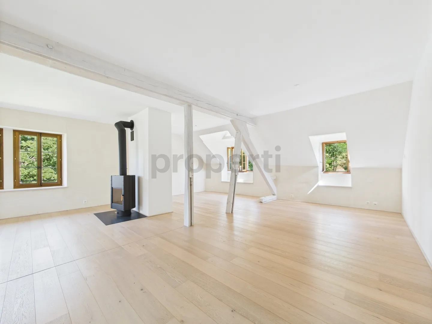 Loft lumineux et moderne à St-Légier-La Chiésaz - Photo 1 sur 8