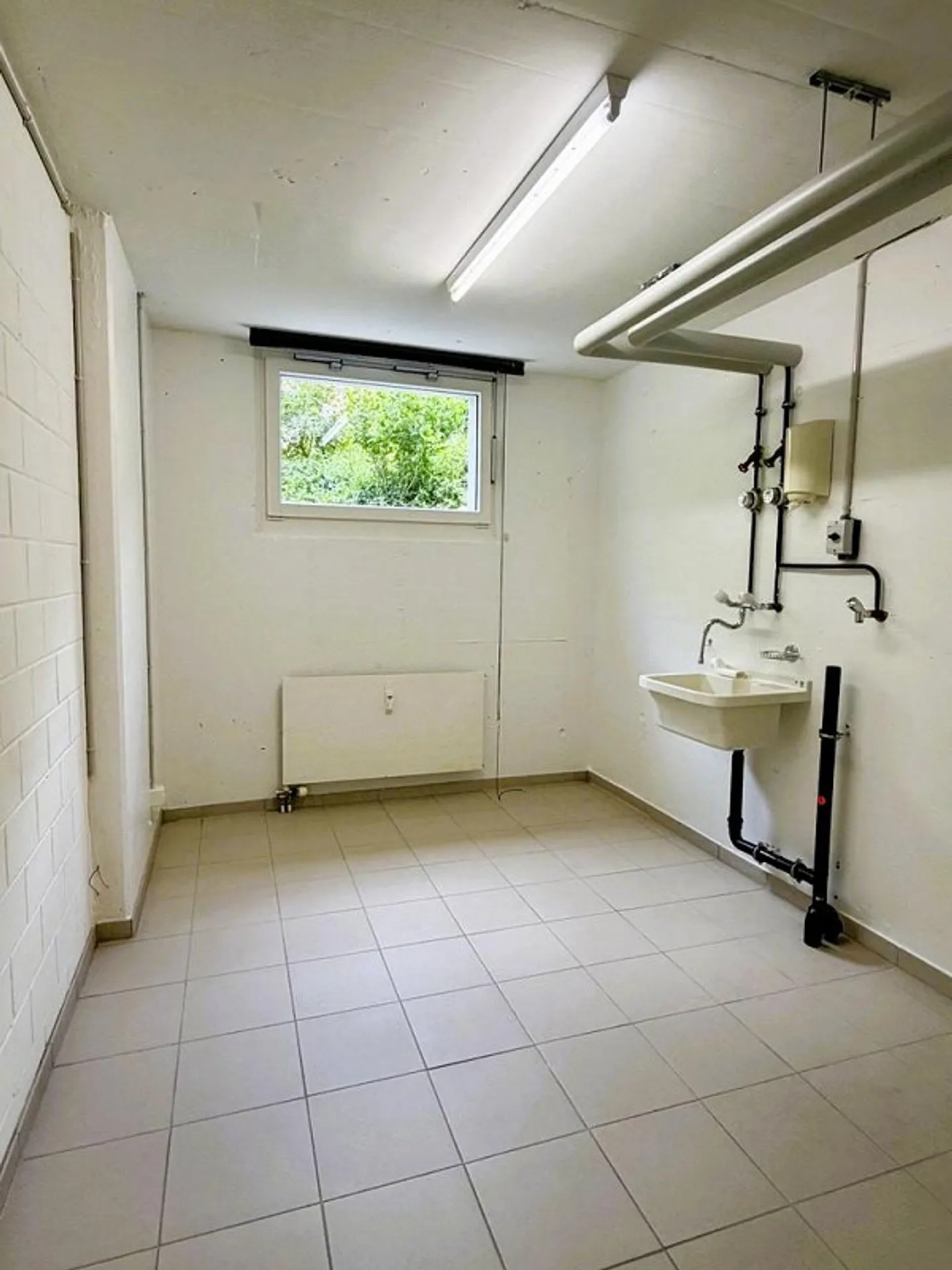 Salle de loisirs à louer – 9,5 m² à Dornach - Photo 3 sur 3