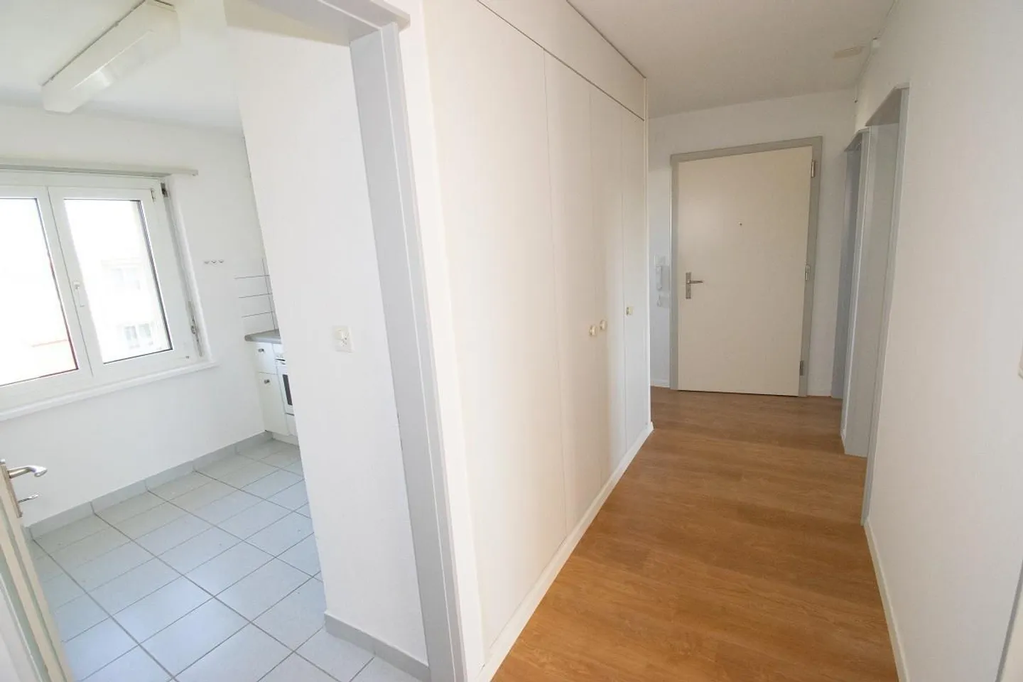 Appartement dans un emplacement central - Photo 6 sur 11