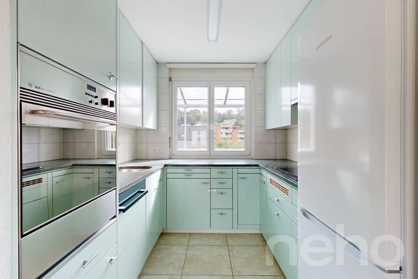 Central 5-room maisonette apartment in Bonstetten - Photo 4 of 10