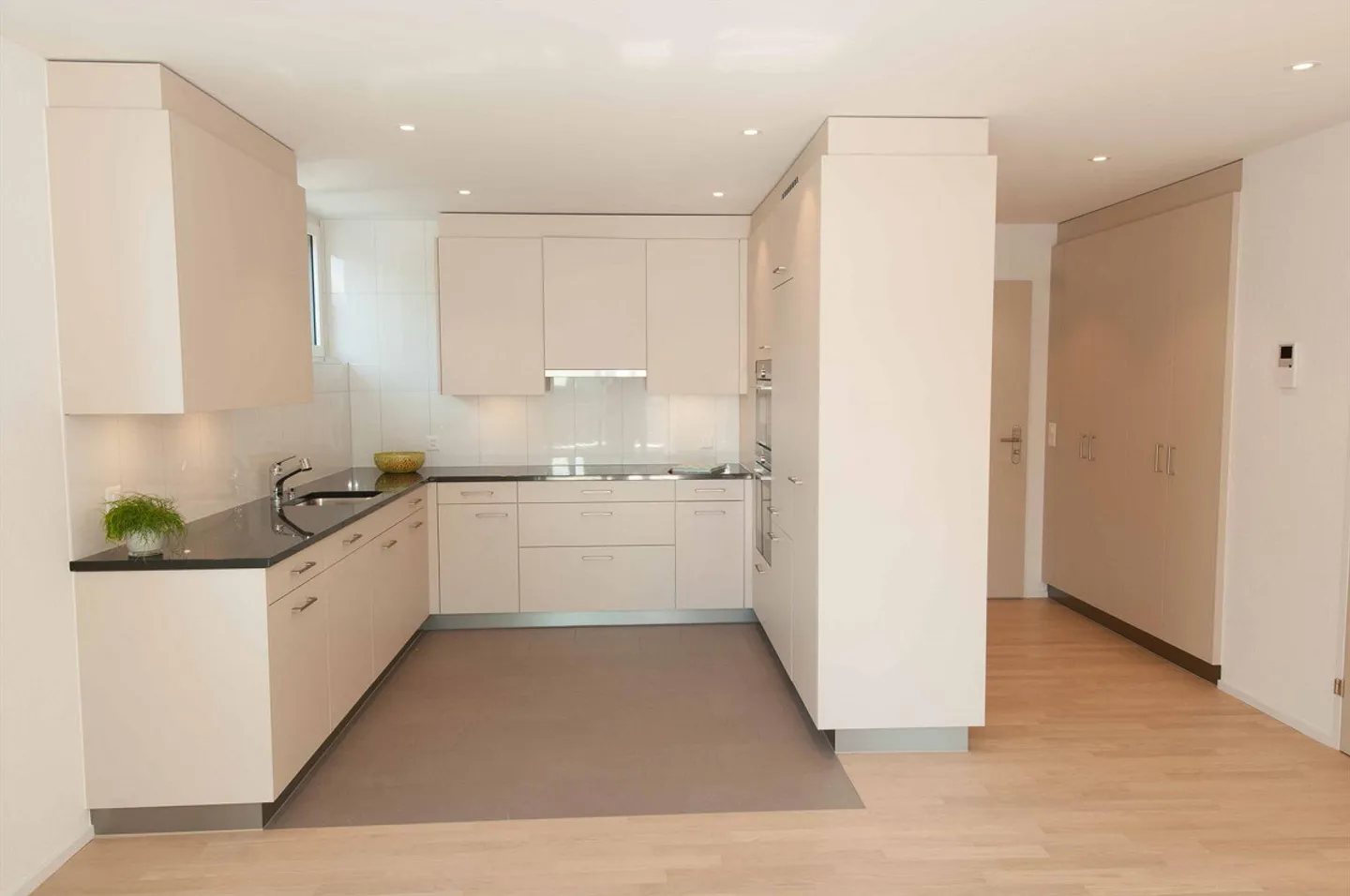 Modernes Wohnen im Zentrum von Uster - Foto 2 von 10