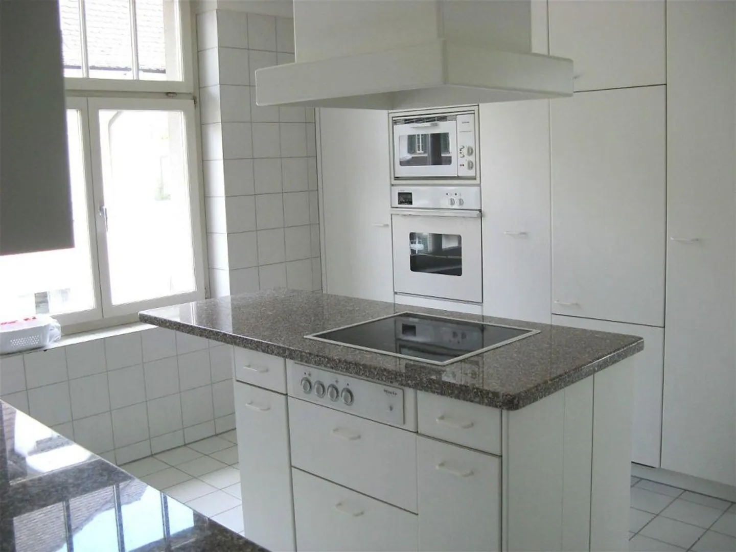 Exclusive 4.5 Room Apartment in Art Nouveau House on Rosenberg - Photo 5 of 13