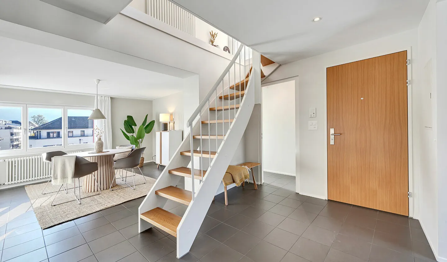 Exklusive Penthouse-Wohnung über den Dächern von Luzern - Foto 2 von 9