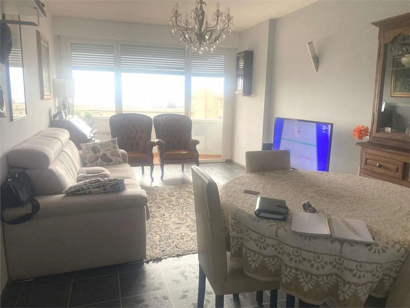 Paradiso confortevole appartamento di 3,5 locali, con parziale vista l - Foto 1 di 13