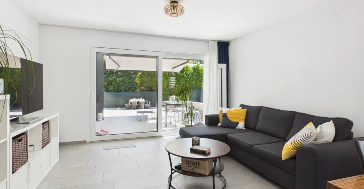 Magnificent terrace and close to the forest - Photo 2 of 5