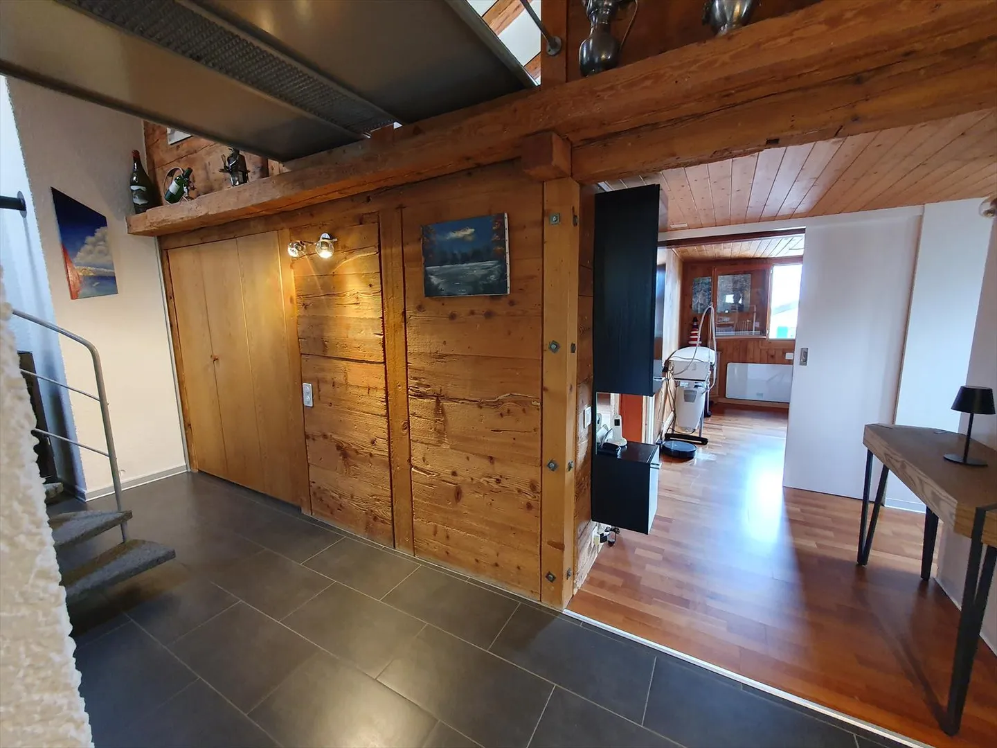 Chalet ristrutturato e affascinante a Blignou (Ayent) con vista mozzafiato - Foto 3 di 9