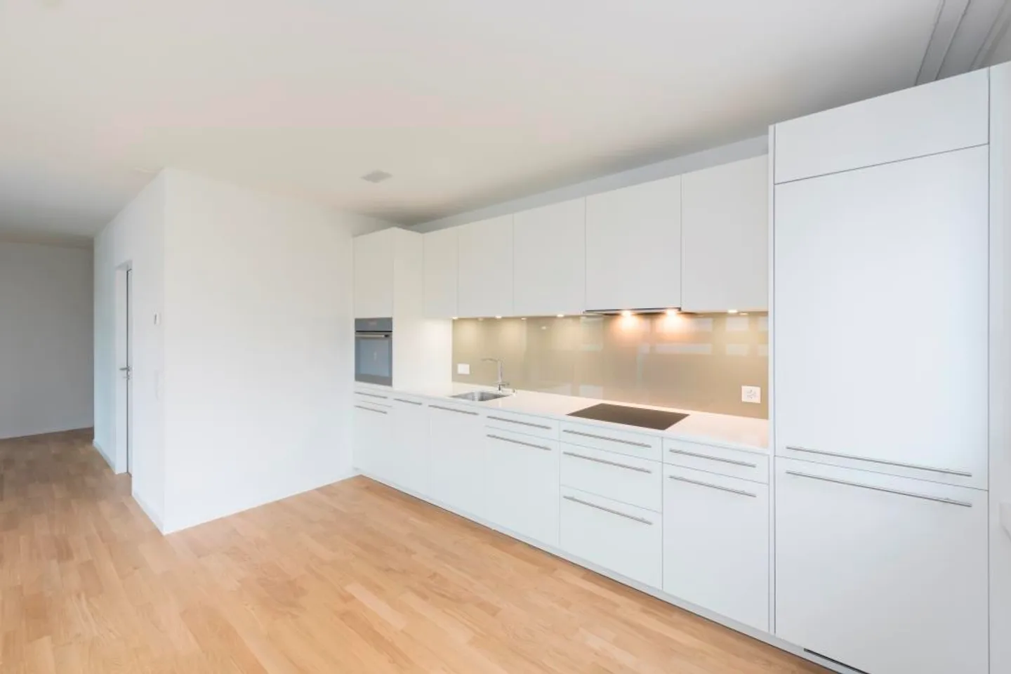 Living in a modern environment - Photo 4 of 6