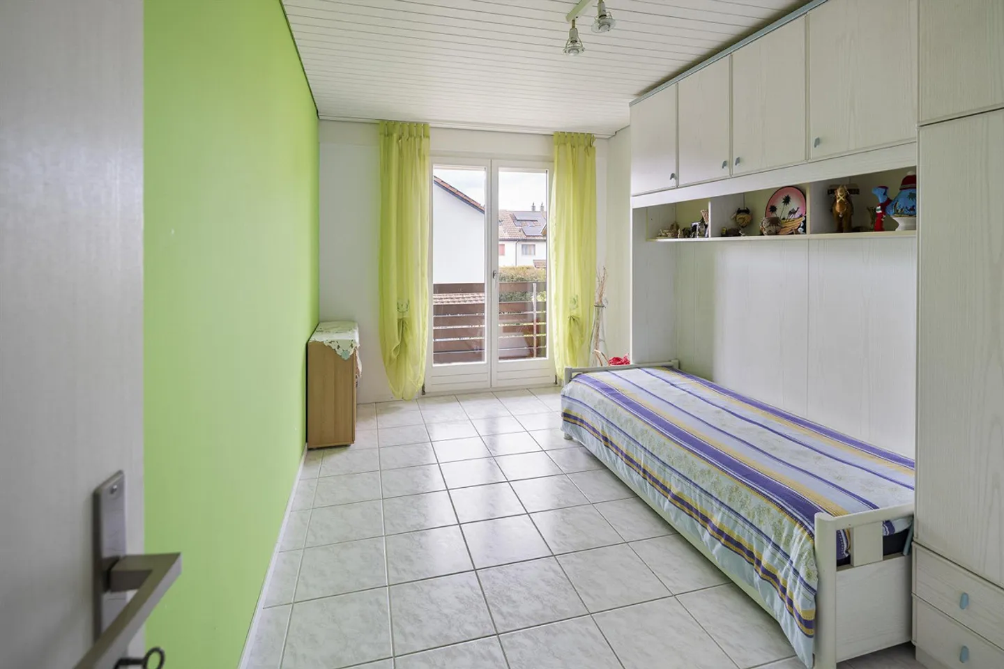 Maison familiale spacieuse avec jardin - Photo 10 sur 14