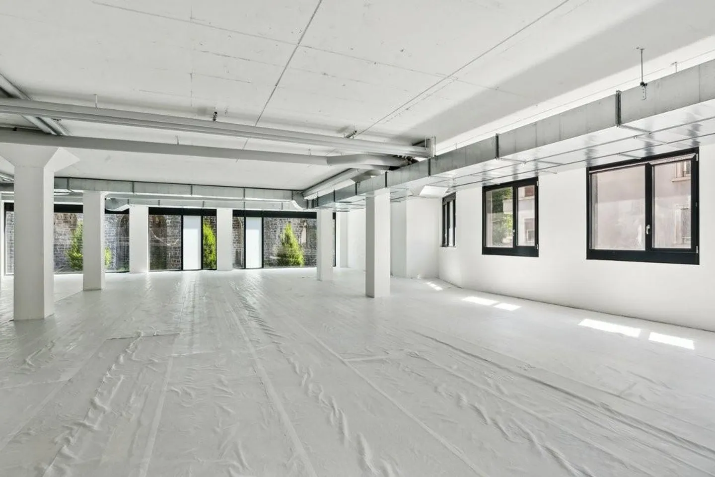 Helle und vielseitige Fläche von 512m2 im Herzen von Lausanne - Foto 3 von 3