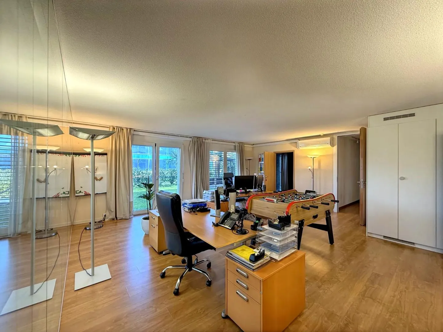 Büro - Foto 1 von 8