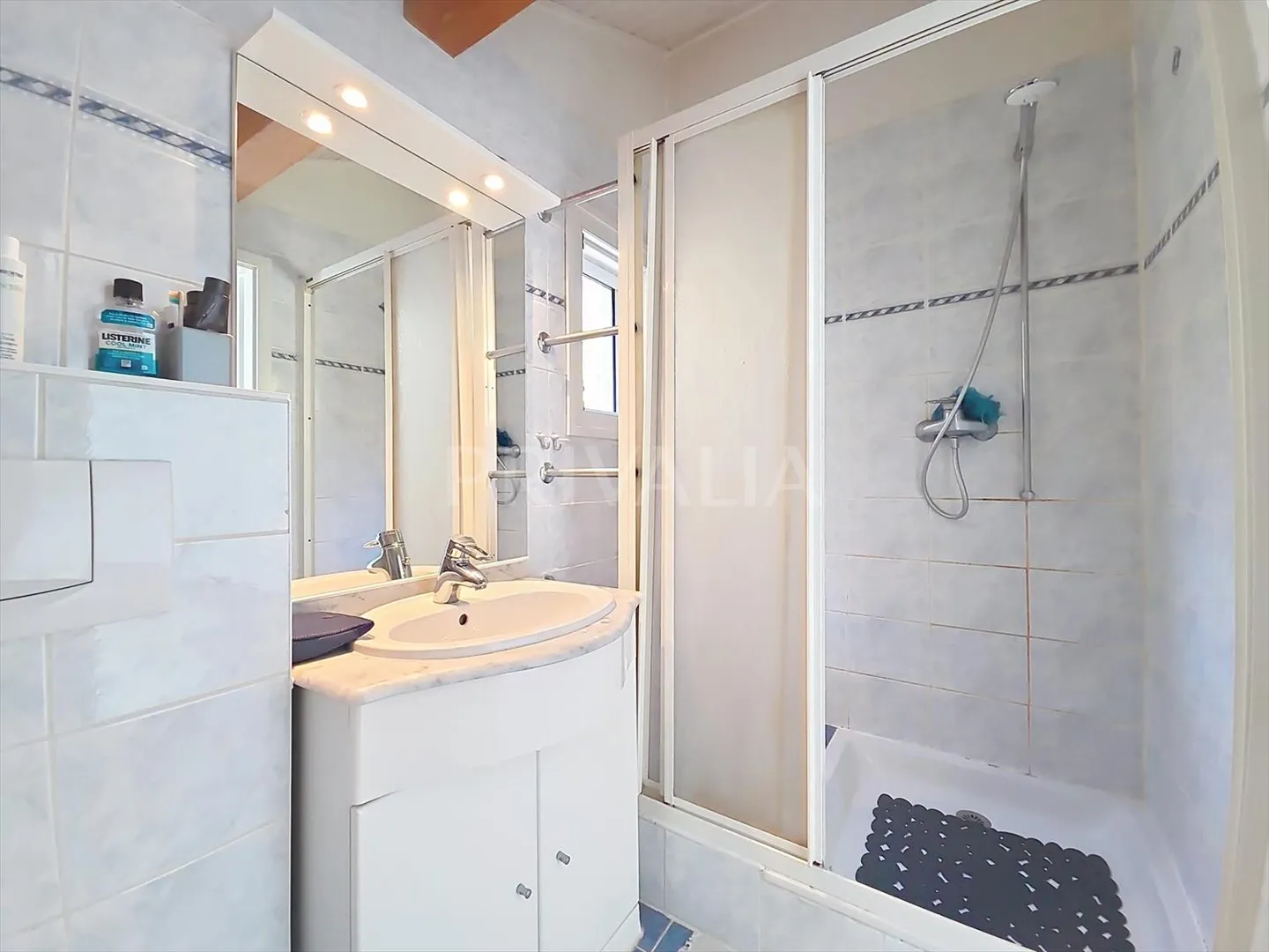 Charmante villa contiguë en pignon dans un quartier résidentiel - Photo 7 sur 10