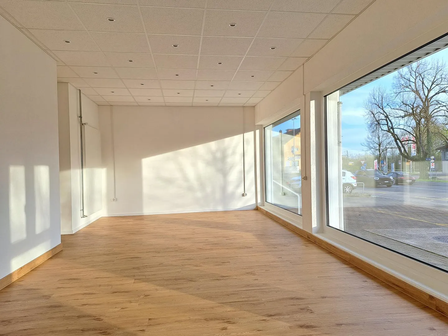 Praxis oder Büro zu vermieten - Foto 2 von 8