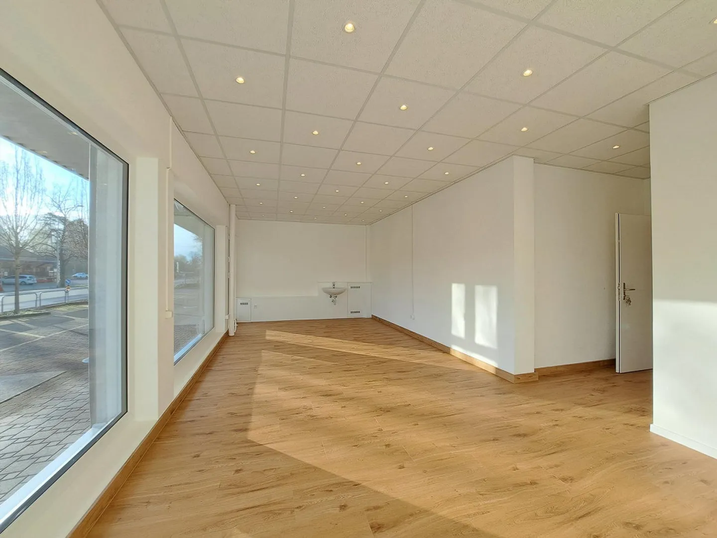 Praxis oder Büro zu vermieten - Foto 3 von 8