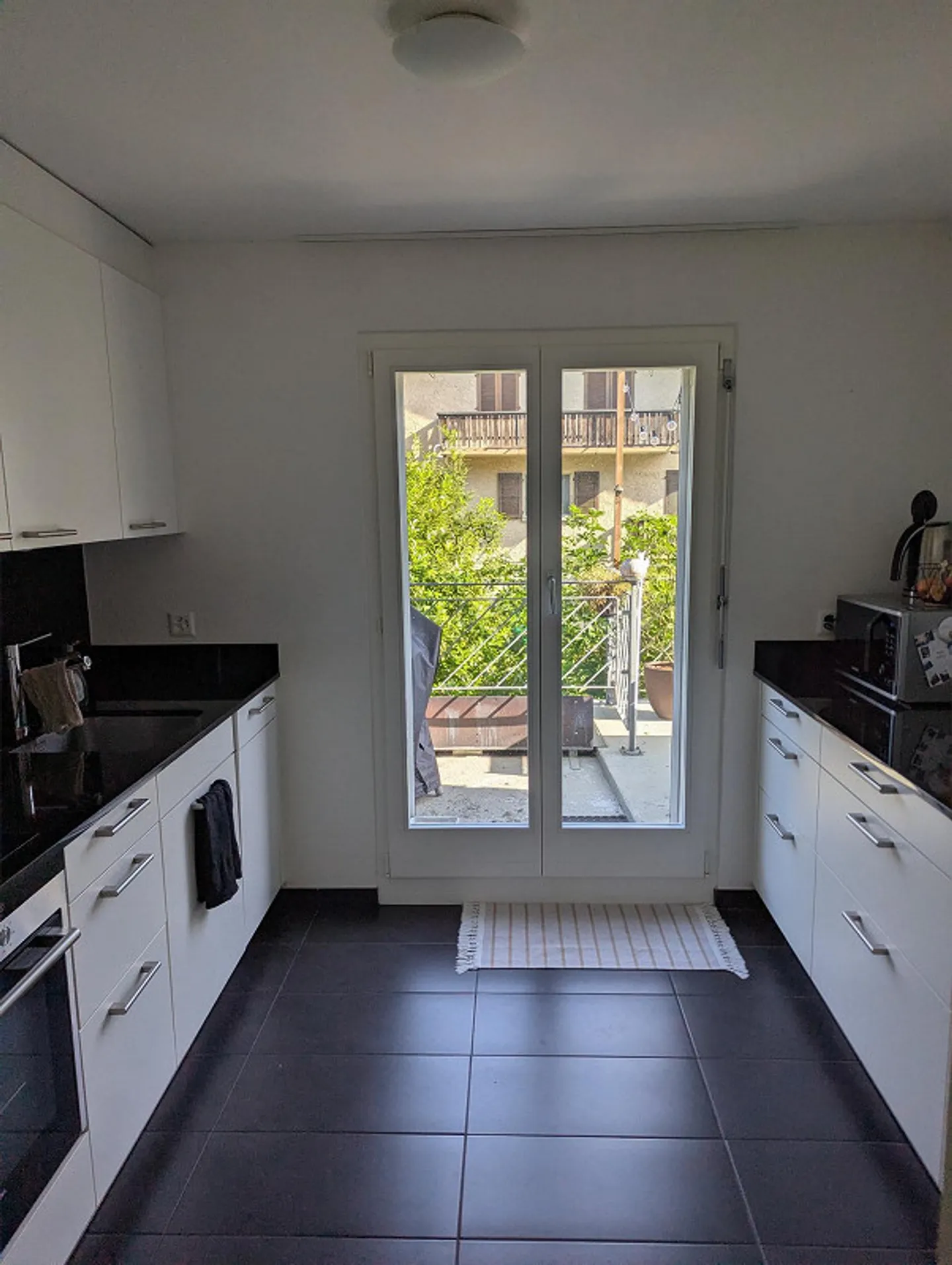 3.5 Room Apartment - Photo 5 of 12