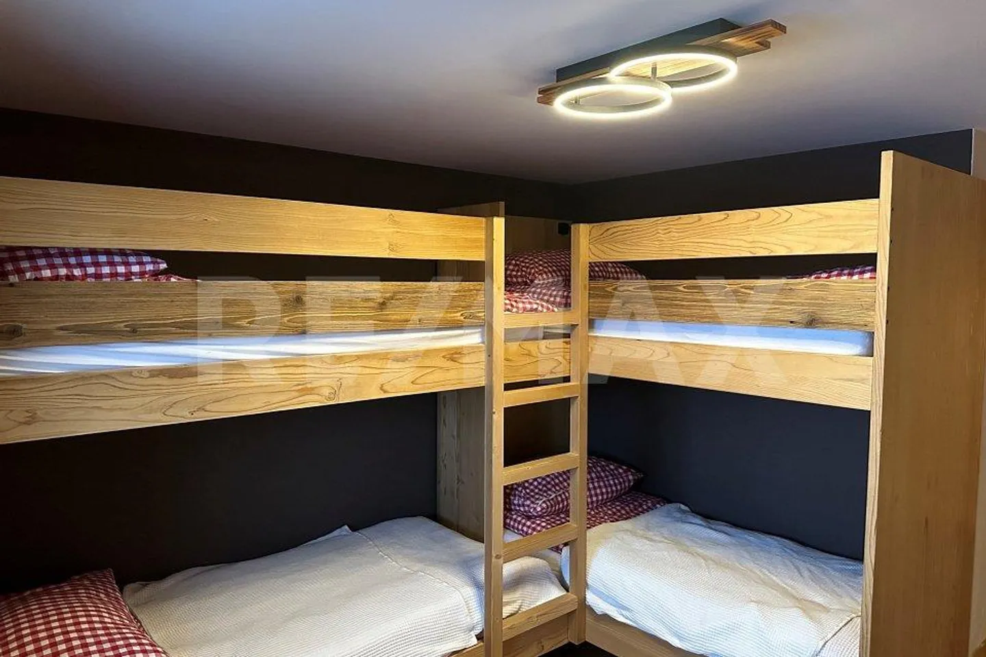 4½-Room Apartment in the Center of Klosters - Photo 9 of 13