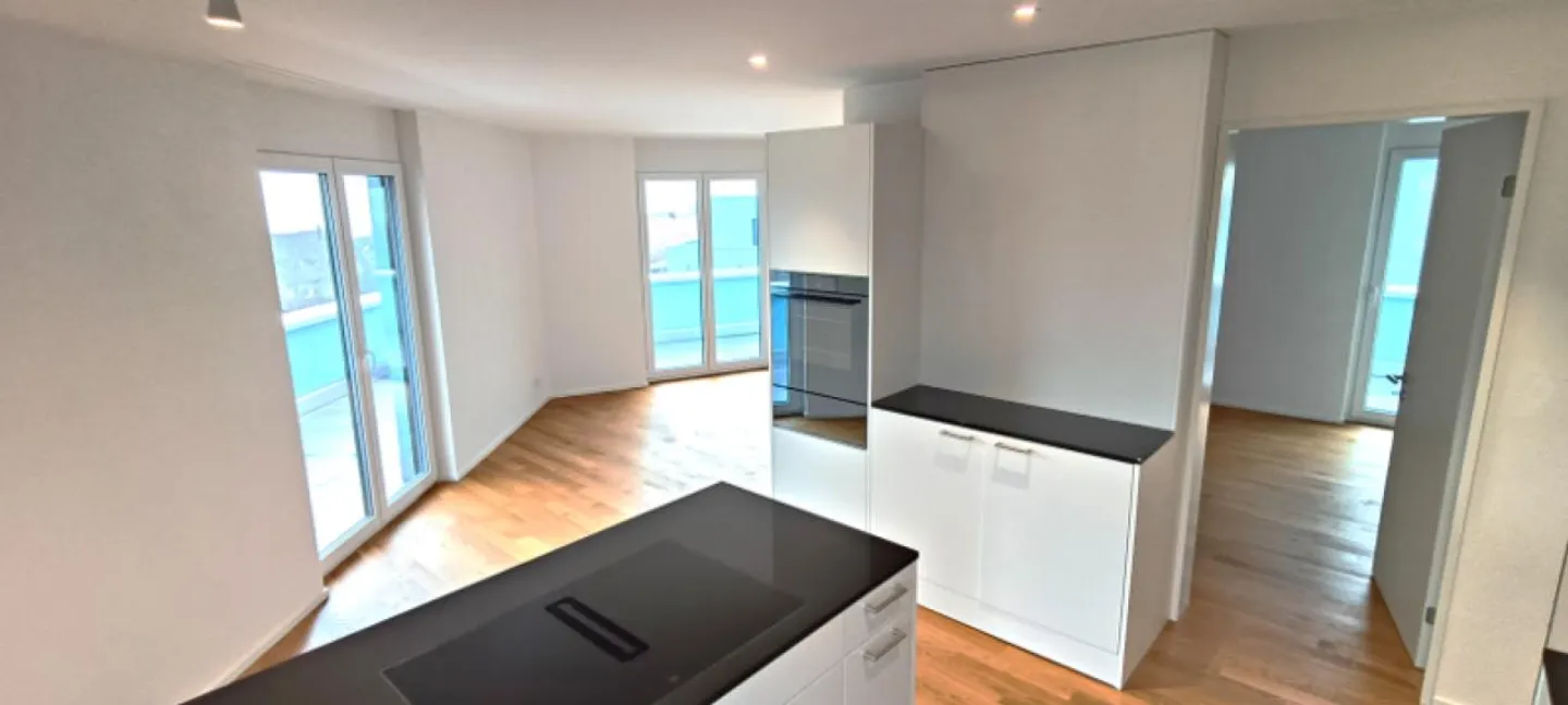 Attique de caractère - pas parfait, mais spécial - Attique de 2,5 pièces avec panorama - Photo 3 sur 16