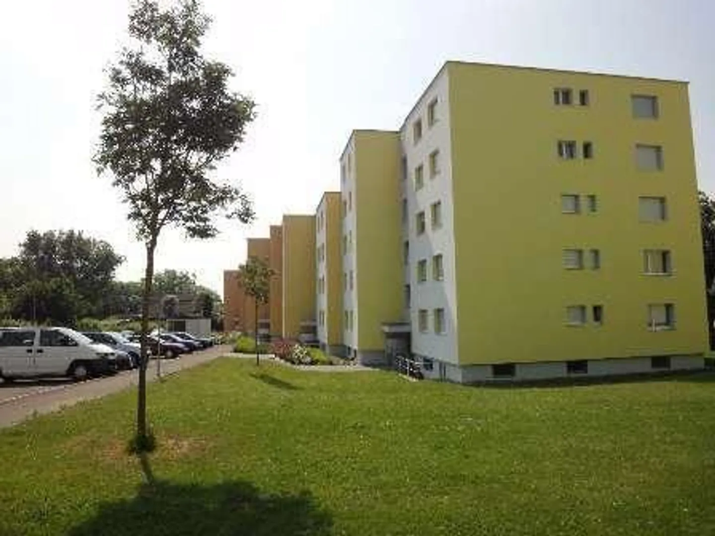Appartamento moderno e luminoso in un quartiere idilliaco - Foto 1 di 8