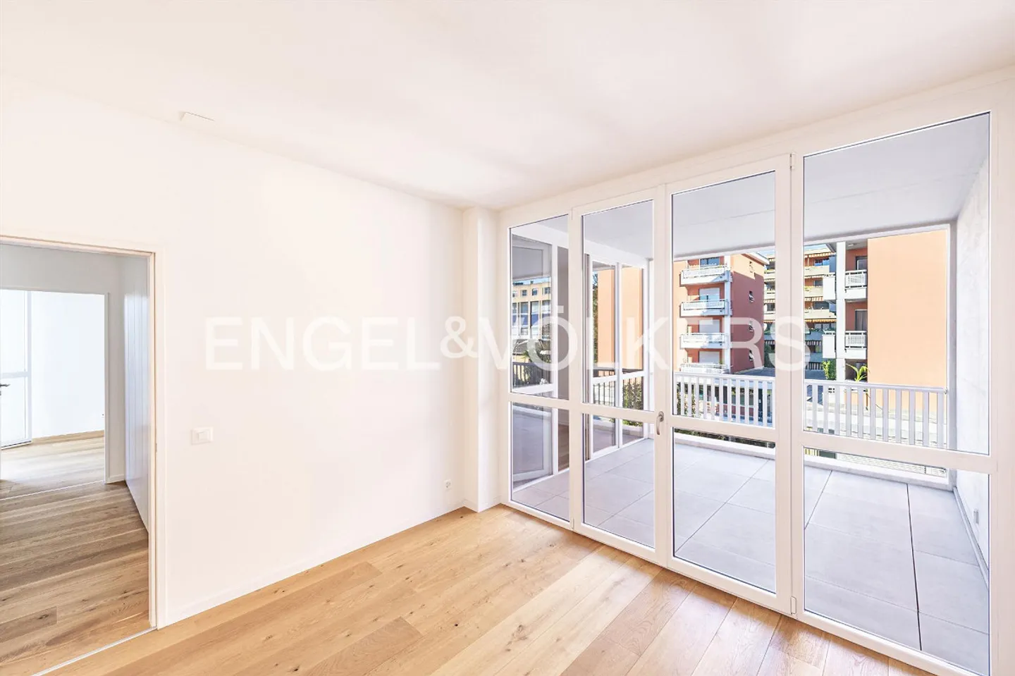 Duplex ristrutturato nel centro di Lugano - Foto 8 di 13