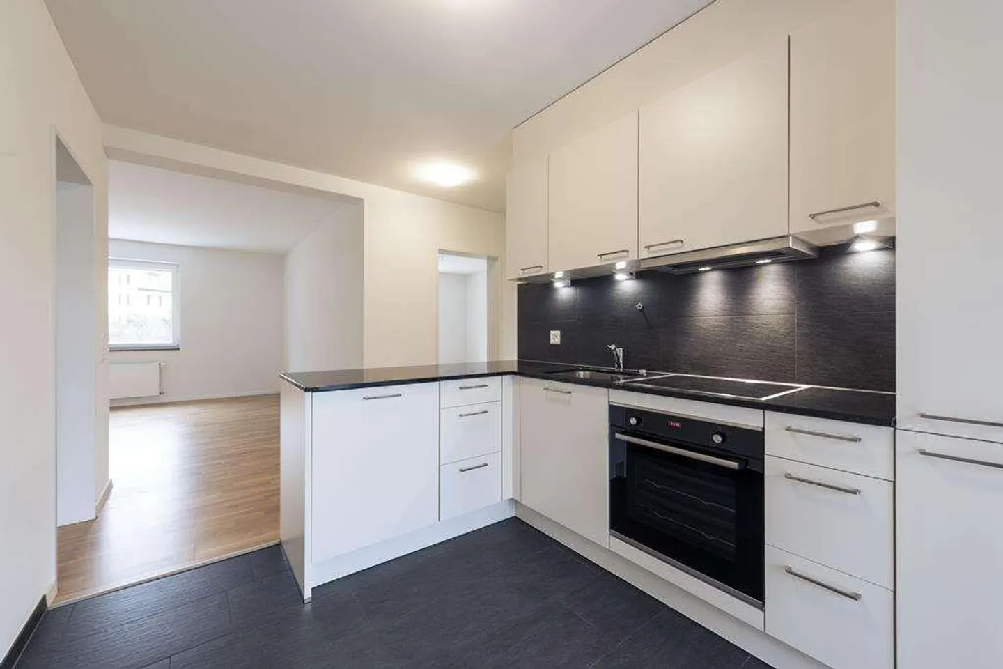 Ottima posizione residenziale - Foto 3 di 6