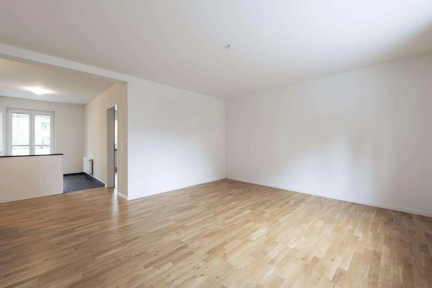 Ottima posizione residenziale - Foto 4 di 6